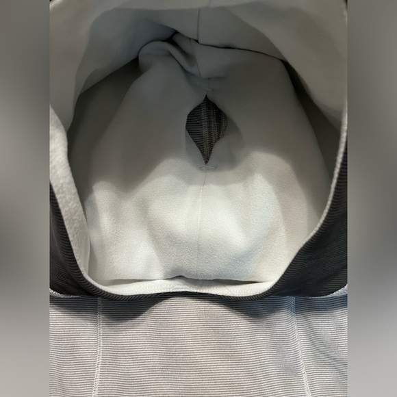Lululemon Base Runner Hoodie - Picture 6 of 7